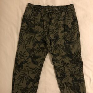 Old Navy leaf-patterned flowy pants